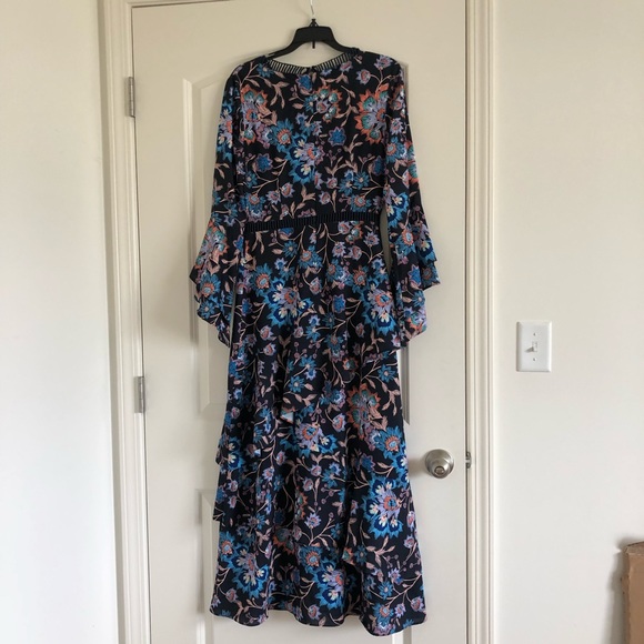 Ella Moon- Bell sleeve dress - Picture 5 of 8